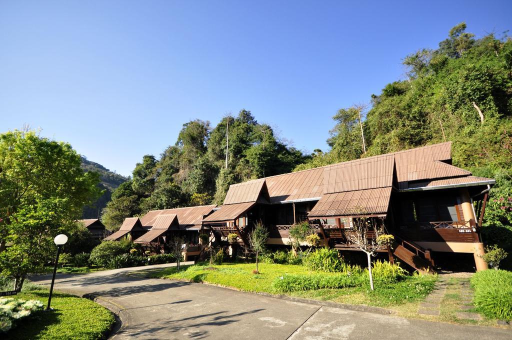 Angkhang Nature Resort Fang Exterior foto